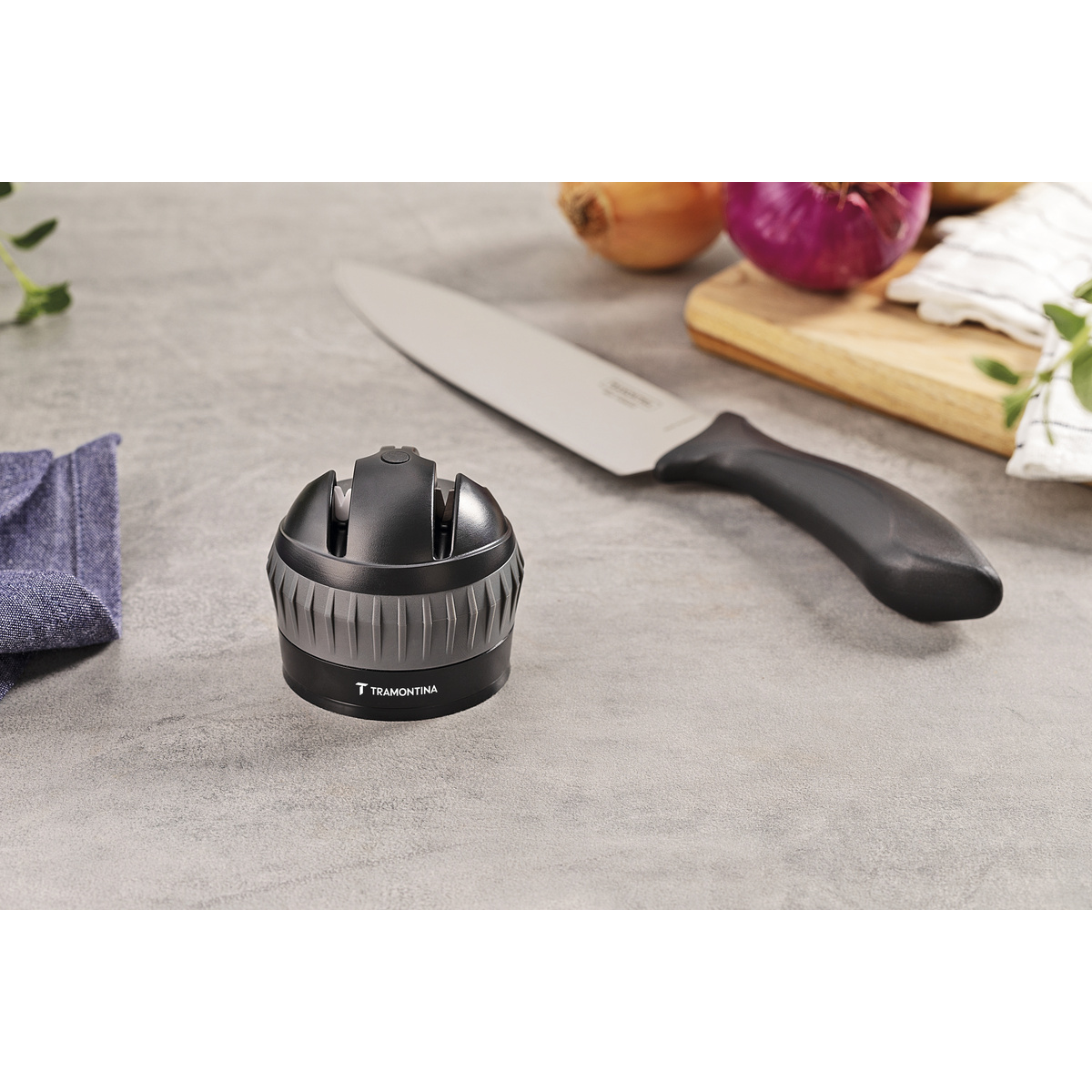 Afilador de cuchillos Tramontina Profio con base antideslizante, detalle